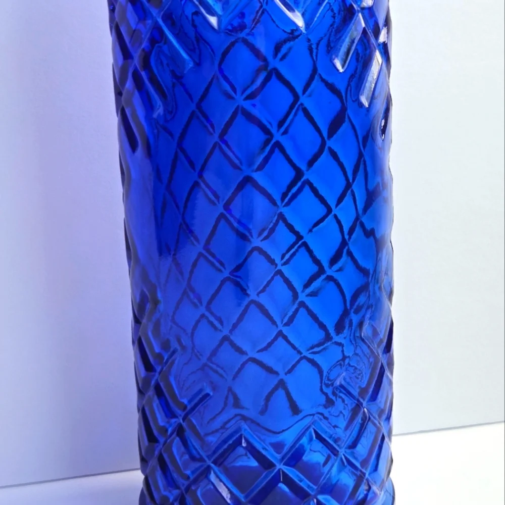 VTG PIER 1 Cobalt Blue Glass Bottle Decanter Diamond Lattice Textured Vase Spain